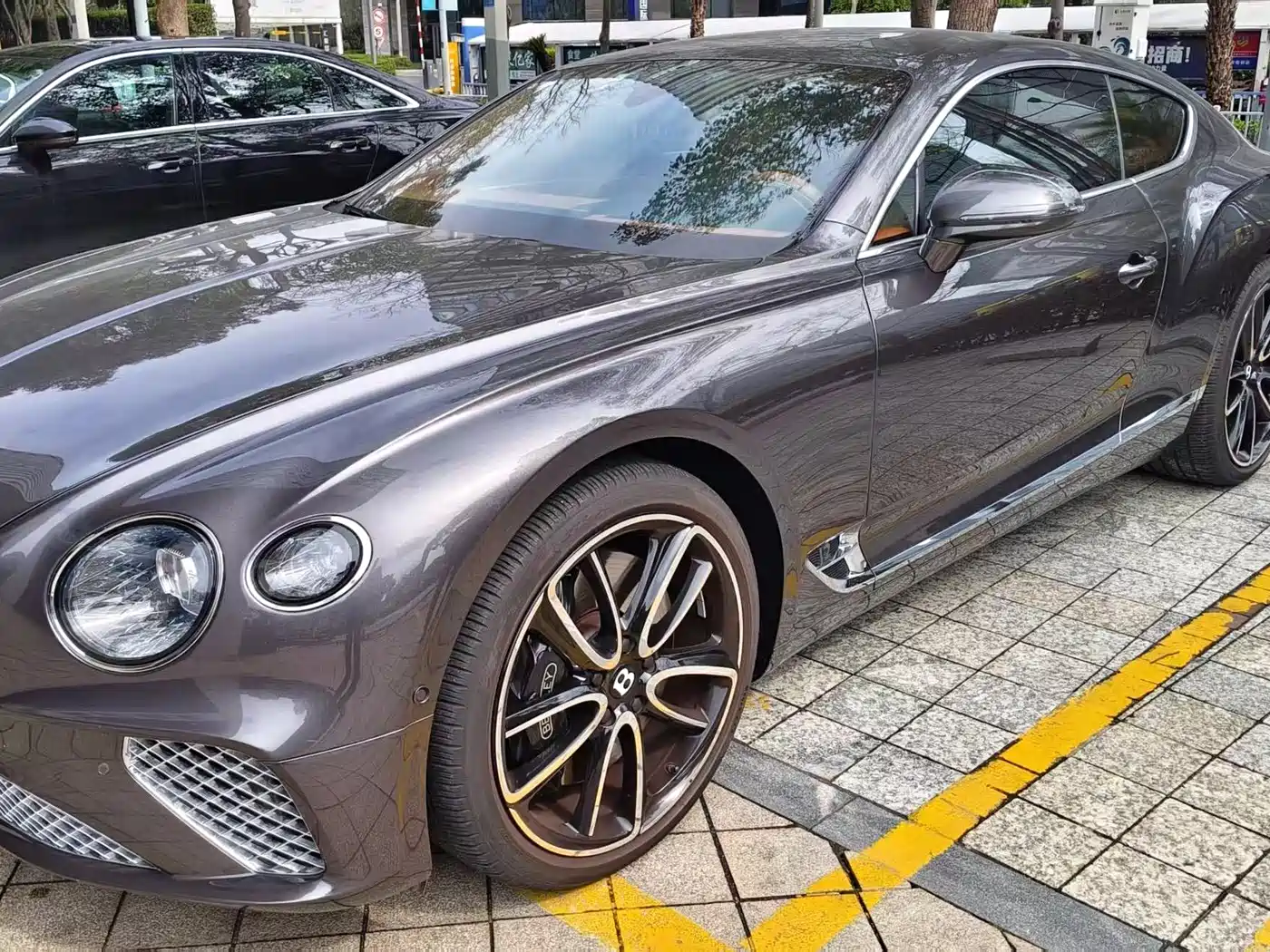 BENTLEY CONTINENTAL