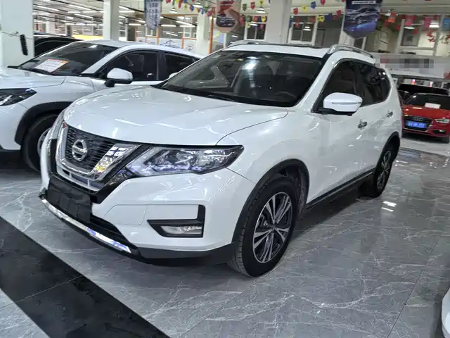 NISSAN QIJUN