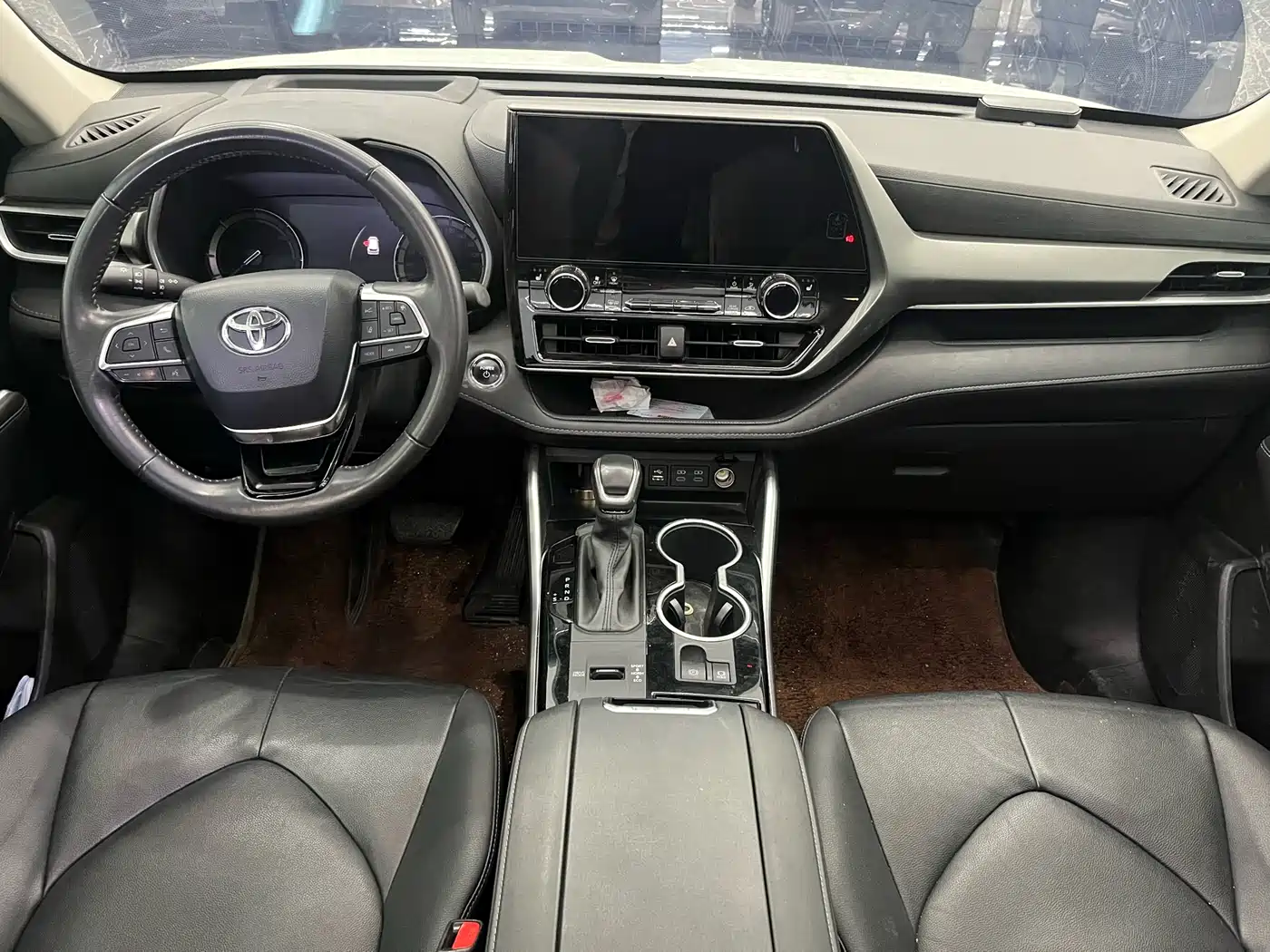 TOYOTA HIGHLANDER