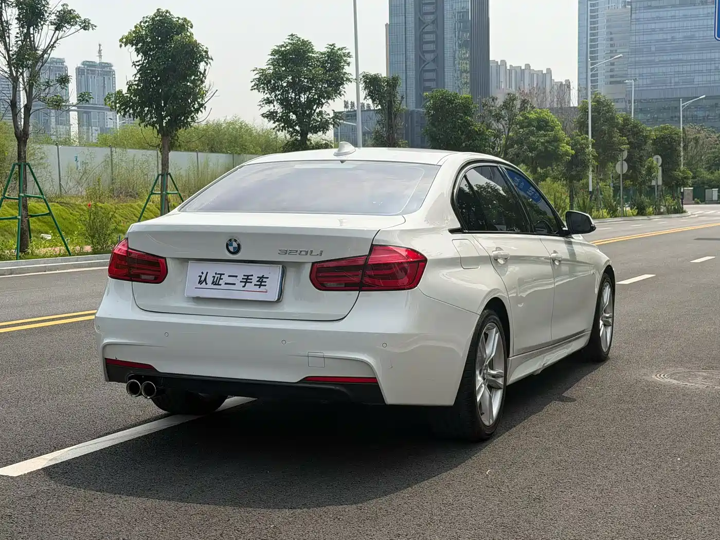 Фото 4 - BMW 3 Series