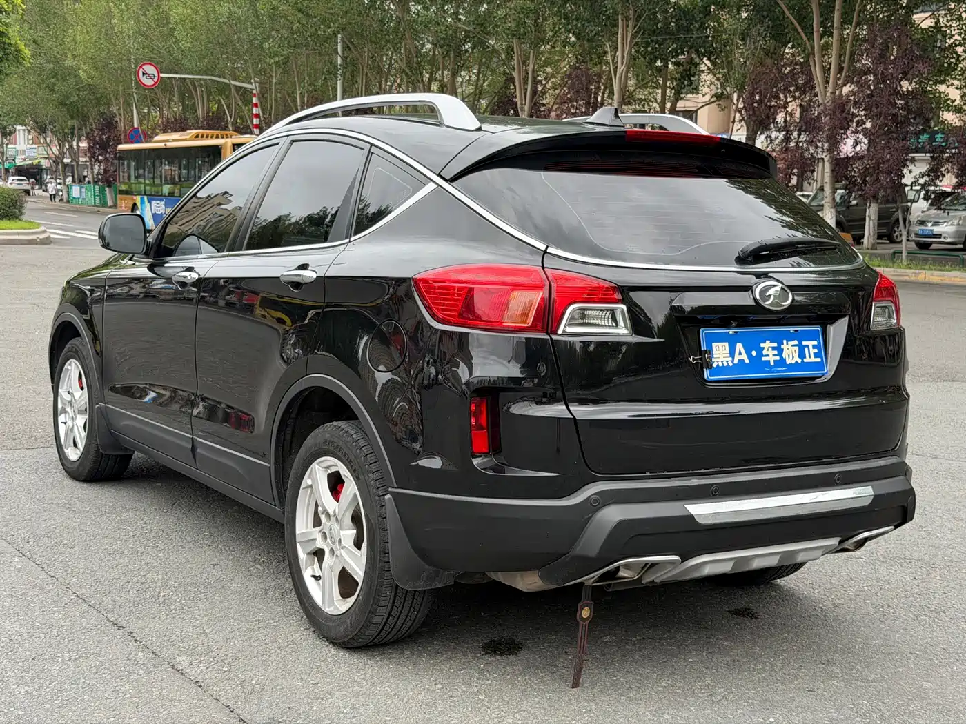 Besturn X80 2013 2013 2.0L Automatic Luxury Type