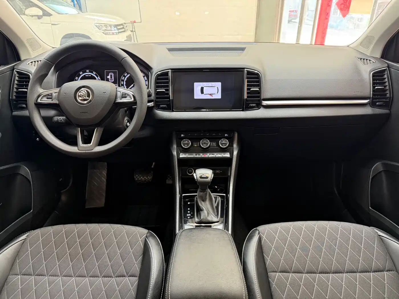 Škoda Karoq 2021 TSI280 Luxury Edition фото 20