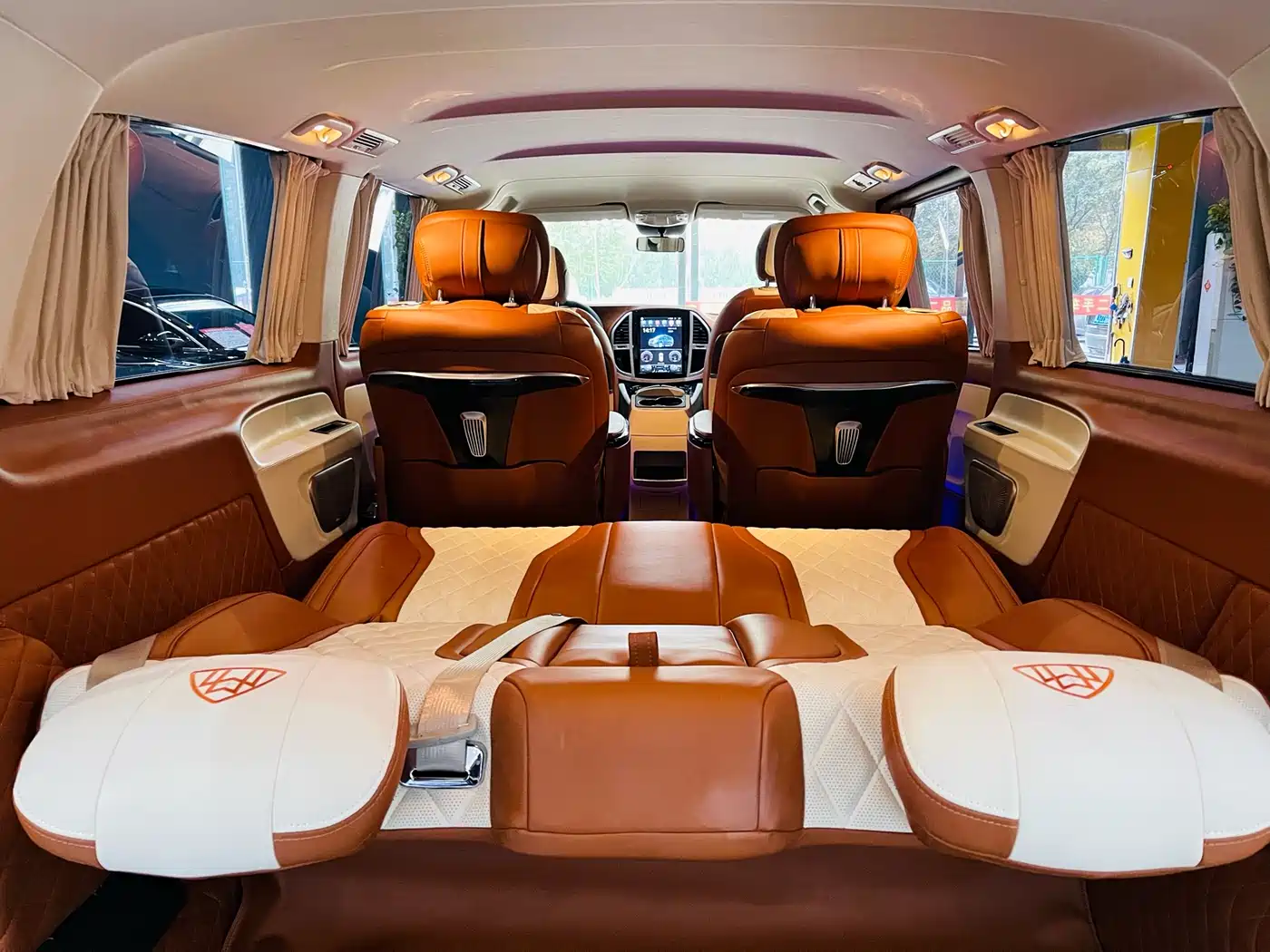 Mercedes-Benz Vito 2021 2.0T Elite 7-Seater фото 8