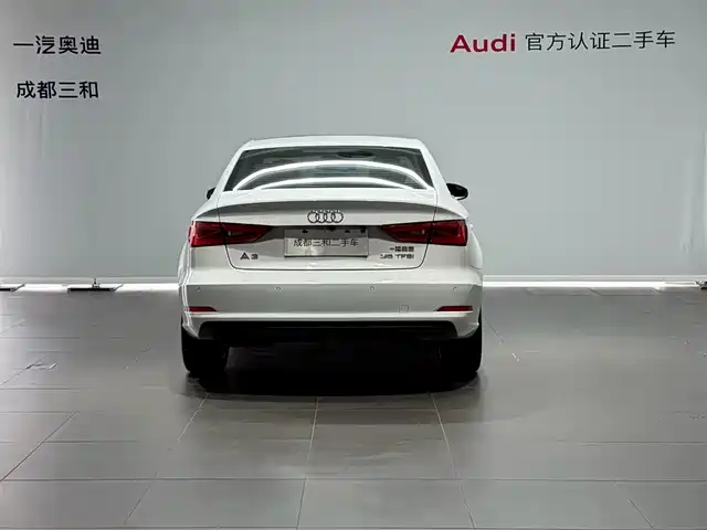 Audi A3 2014 Limousine 35 TFSI Auto Comfort — фото 5