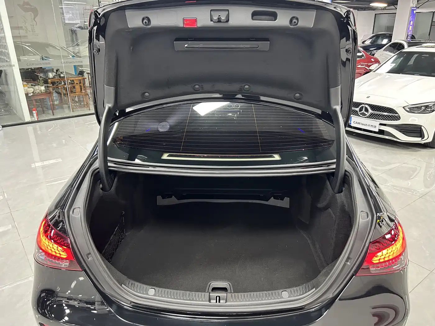 Mercedes-Benz E-Class 2023 E 260 L фото 15