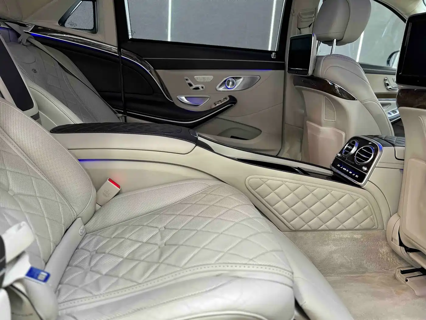 Mercedes-Benz Maybach S-Class 2015 S 600 фото 27