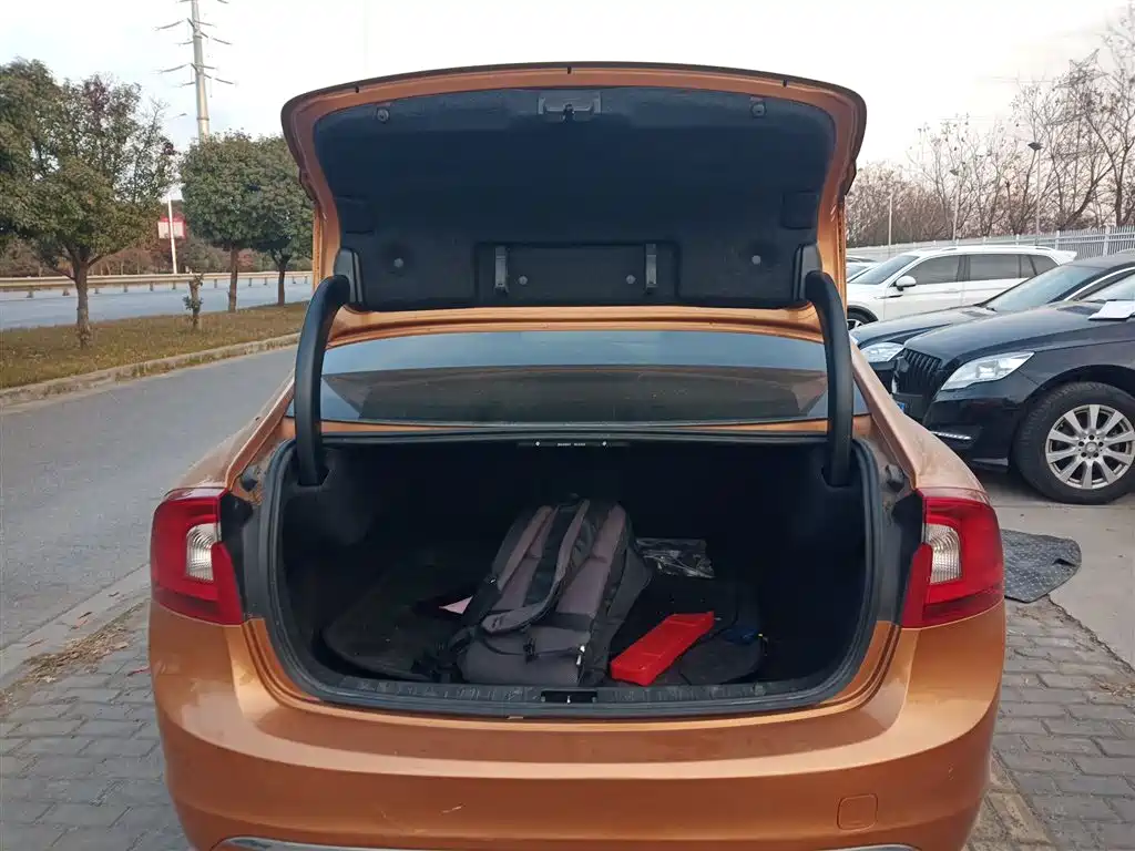 Volvo S60 2014 2015 S60L 2.0T Smart Vision