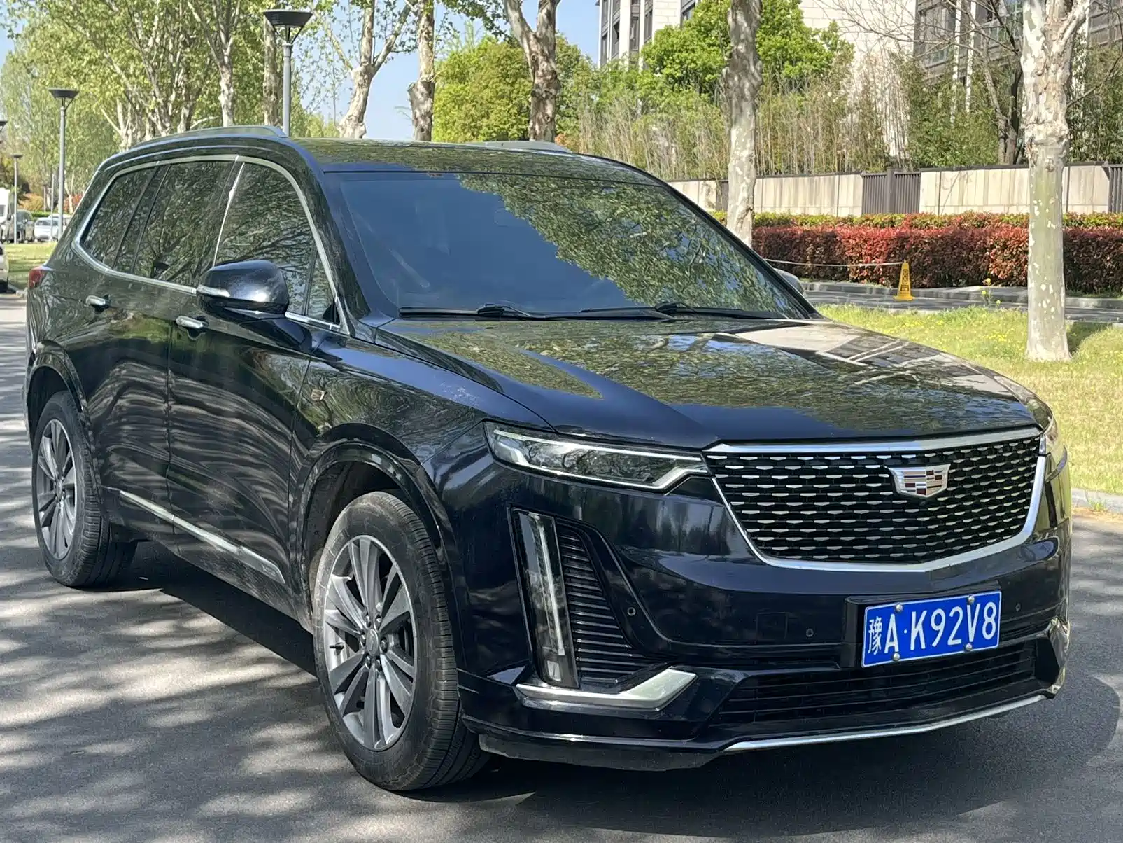 Фото 3 - Cadillac XT6