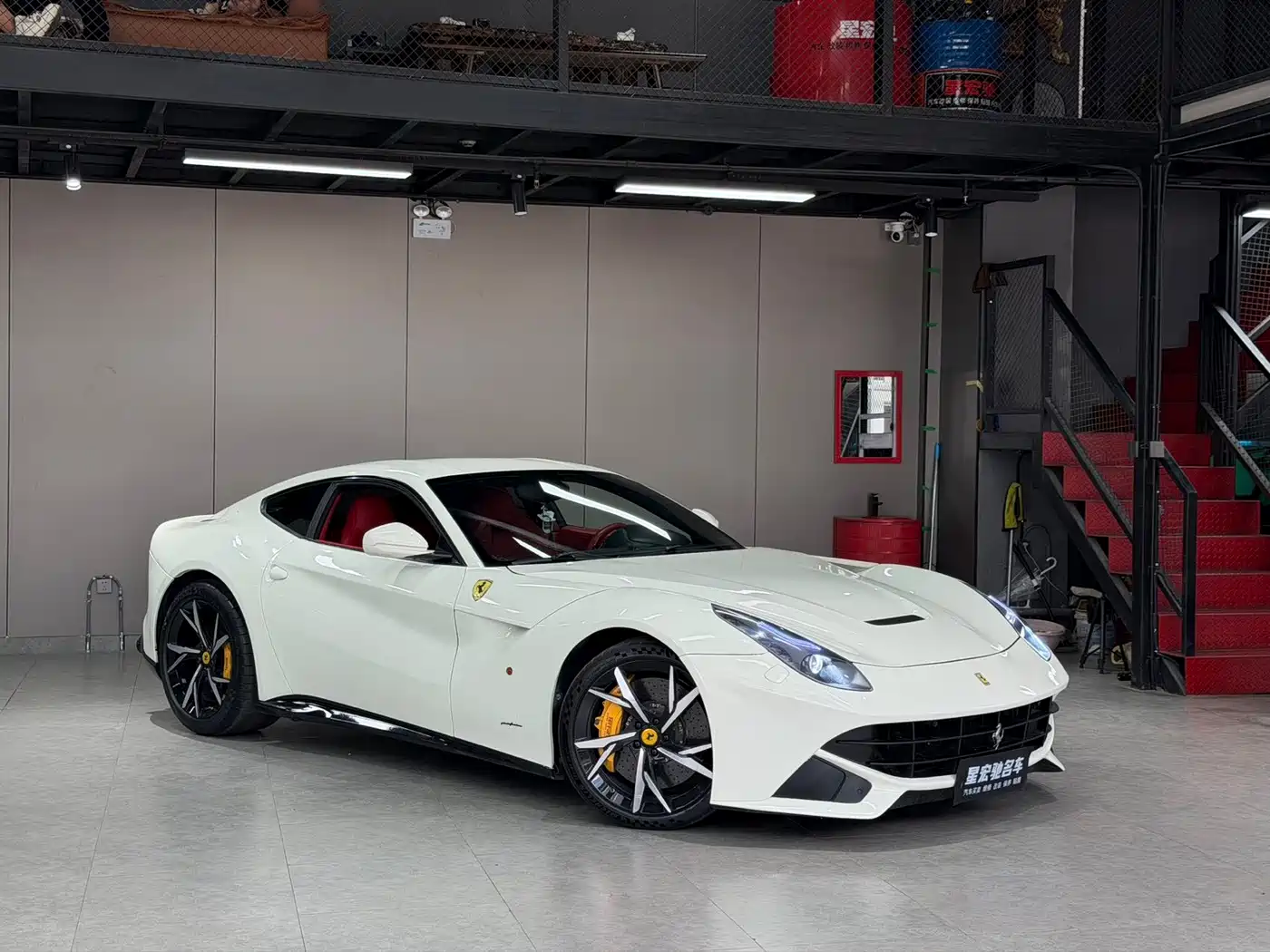 Ferrari F12berlinetta 2013 2013 6.3L Standard