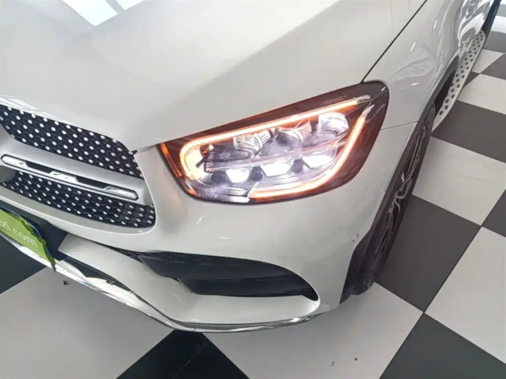 Mercedes-Benz GLC 2020 GLC 300 L 4MATIC Dynamic фото 24