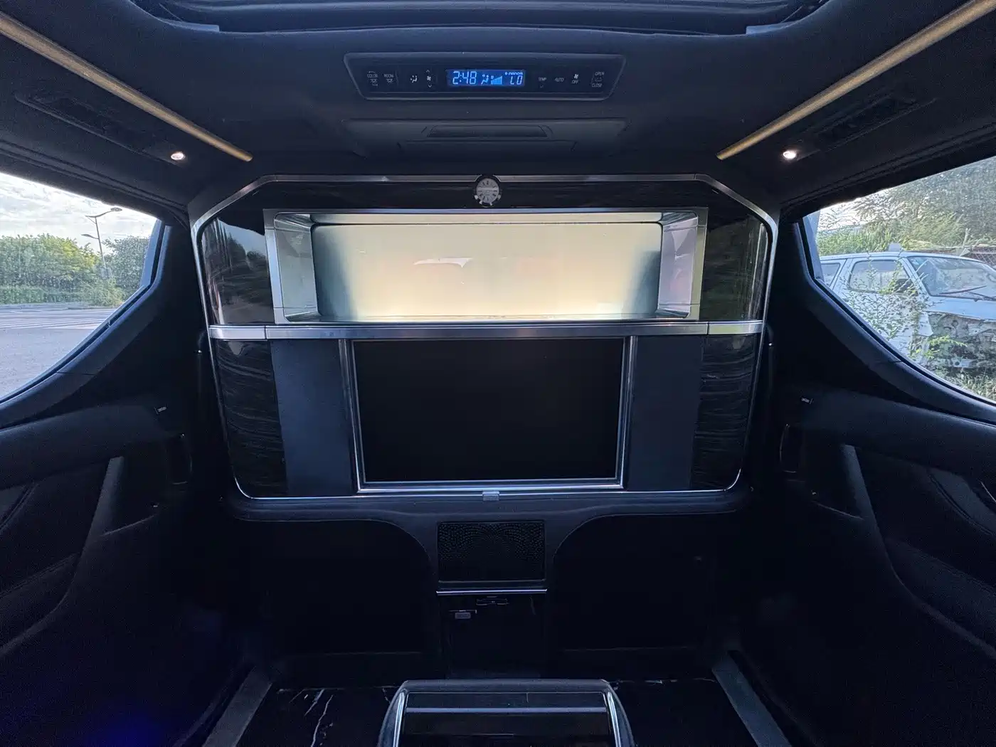 Toyota Vellfire 2019 2019 Hybrid 2.5L HV Luxury Edition
