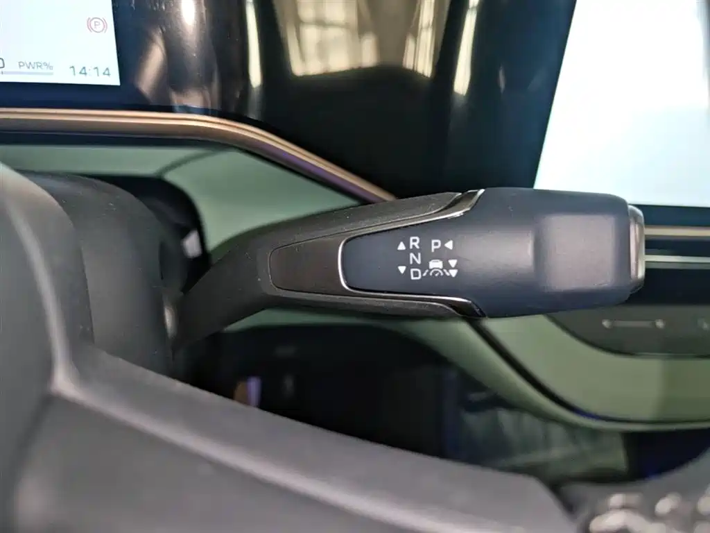Hongqi EH7 2025 600 Smart Selection Edition фото 14