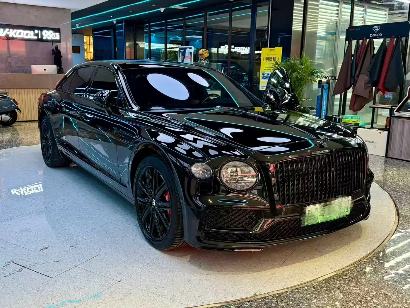 BENTLEY FLYING SPUR PLUG IN HYBRID