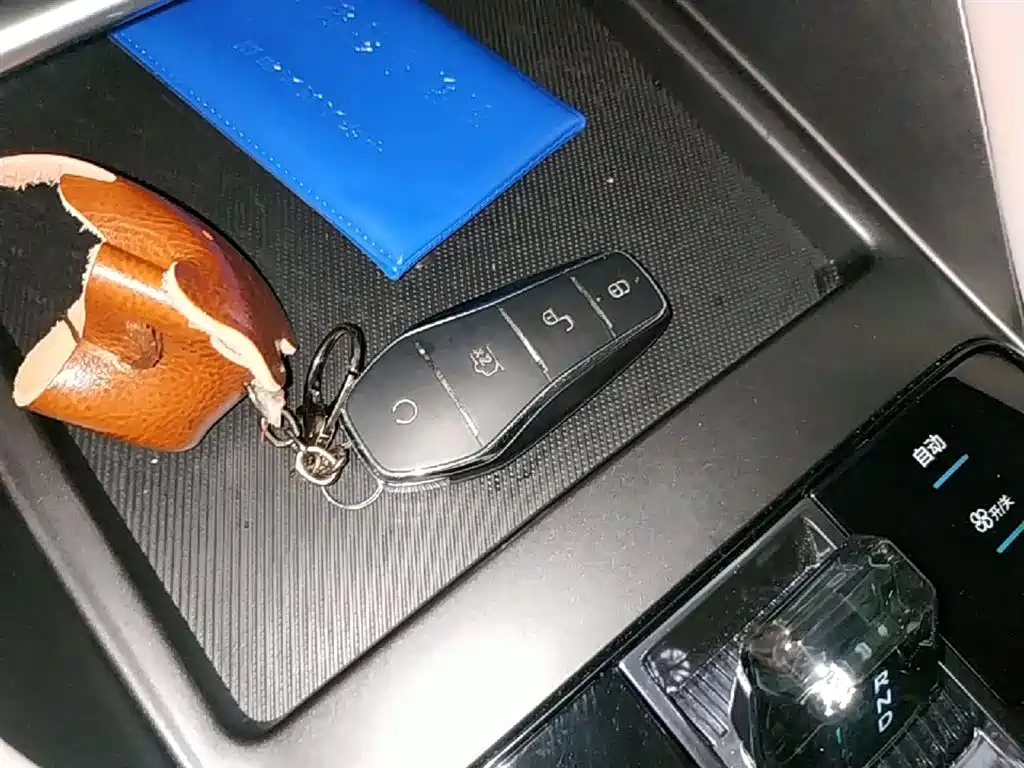 BYD Song PLUS PHEV 2025 DM-i Smart Drive Edition 112KM Noble фото 9