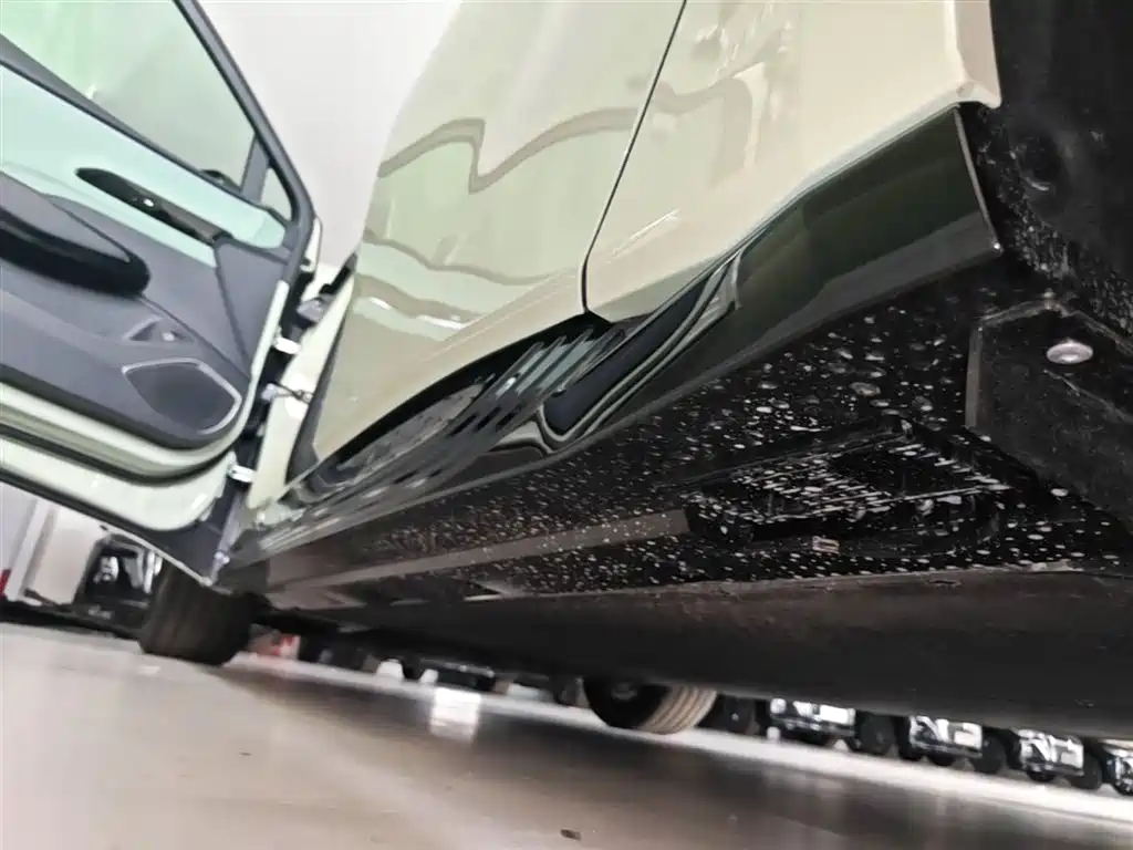 Hongqi EH7 2025 600 Smart Selection Edition фото 22
