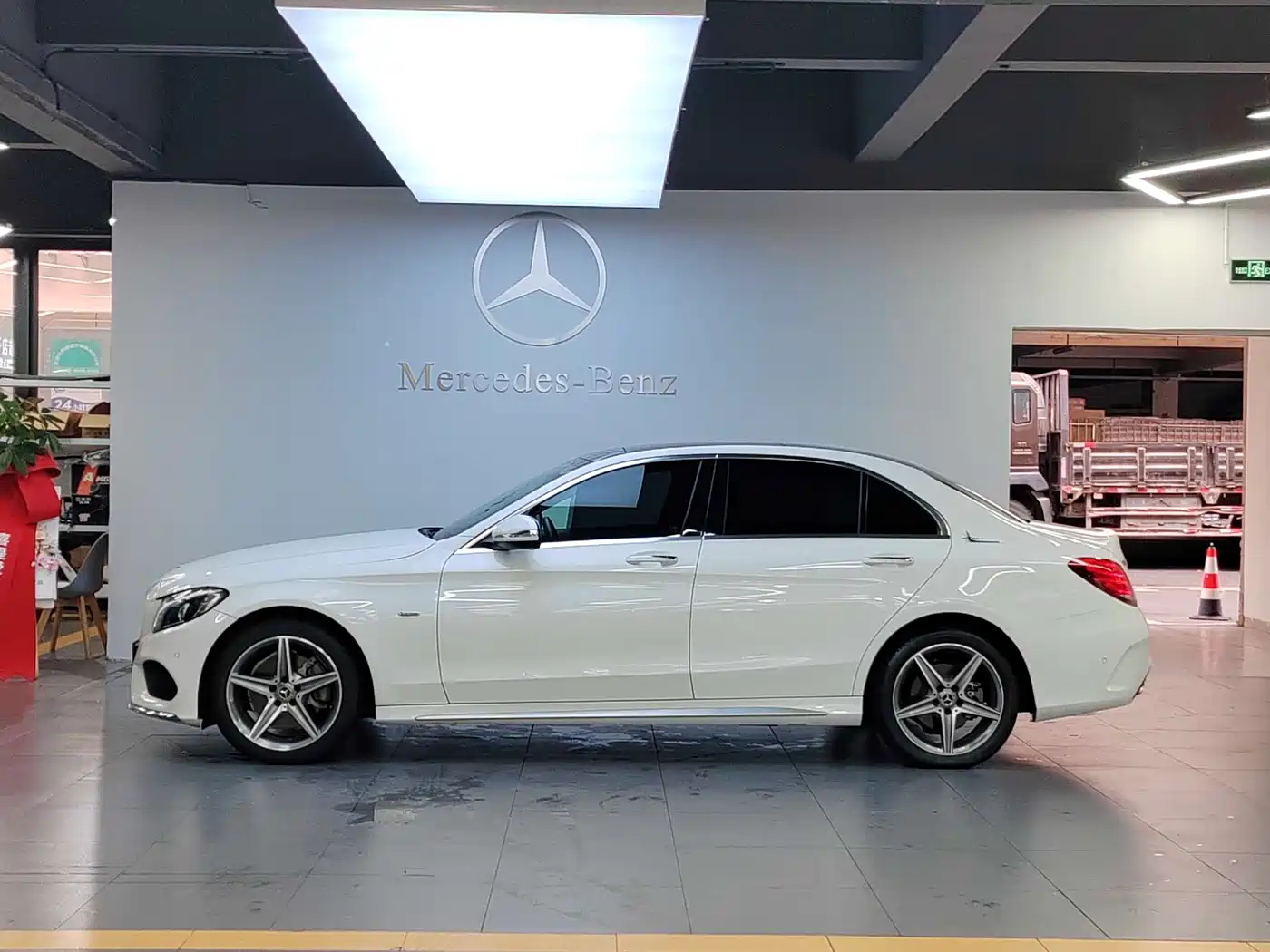 Mercedes-Benz C-Class 2018 C 200 L Sport Achievement Special Edition фото 7