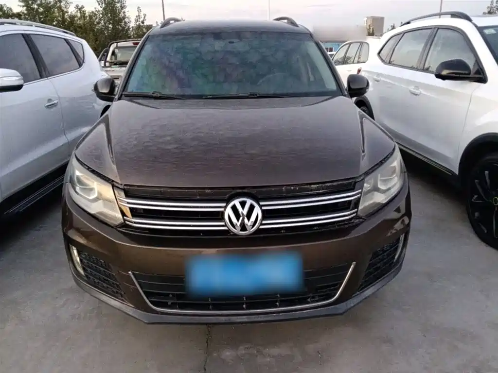 Volkswagen Tiguan 2015 1.8TSI Automatic 2WD Trendline фото 3