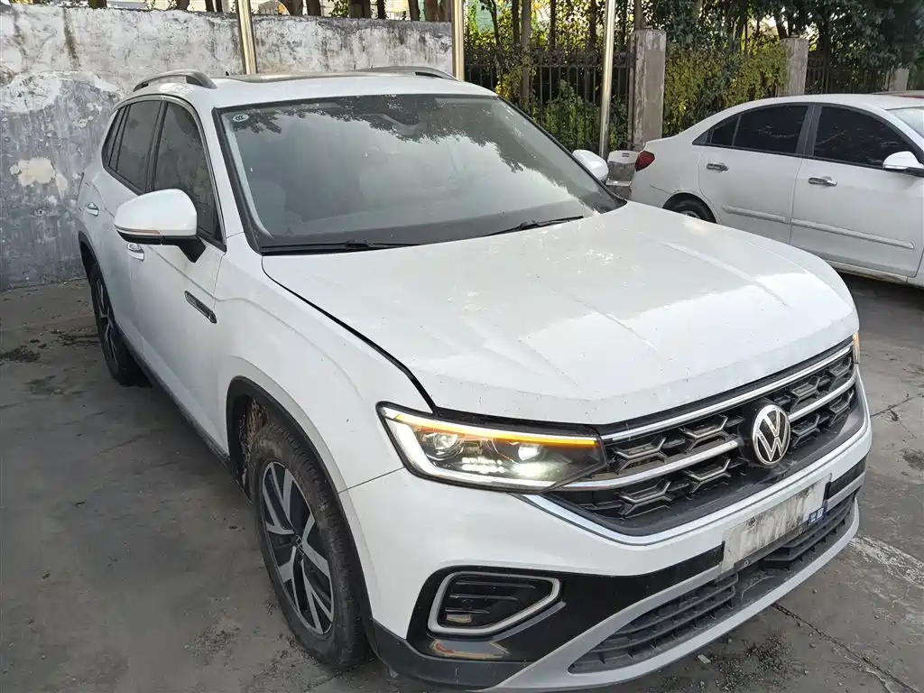 Volkswagen Tayron 2023 300TSI 2WD Luxury Plus Advanced Edition фото 4