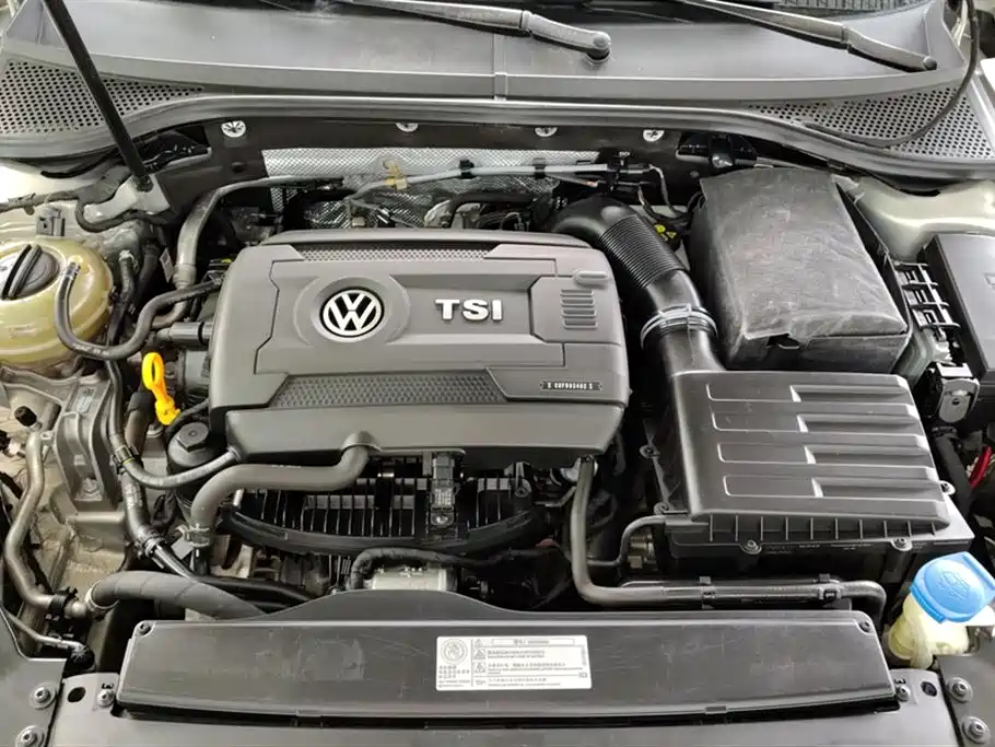 Volkswagen Magotan 2018 330TSI DSG Leading фото 10