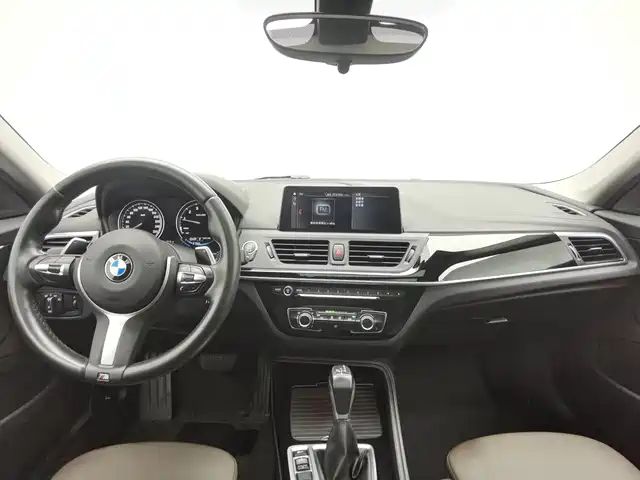 BMW 1 Series 2019 120i Leading M Sport Package — фото 5