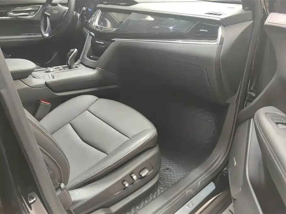 Cadillac XT6 2020 28T 6-Seater 4WD Luxury Model фото 8