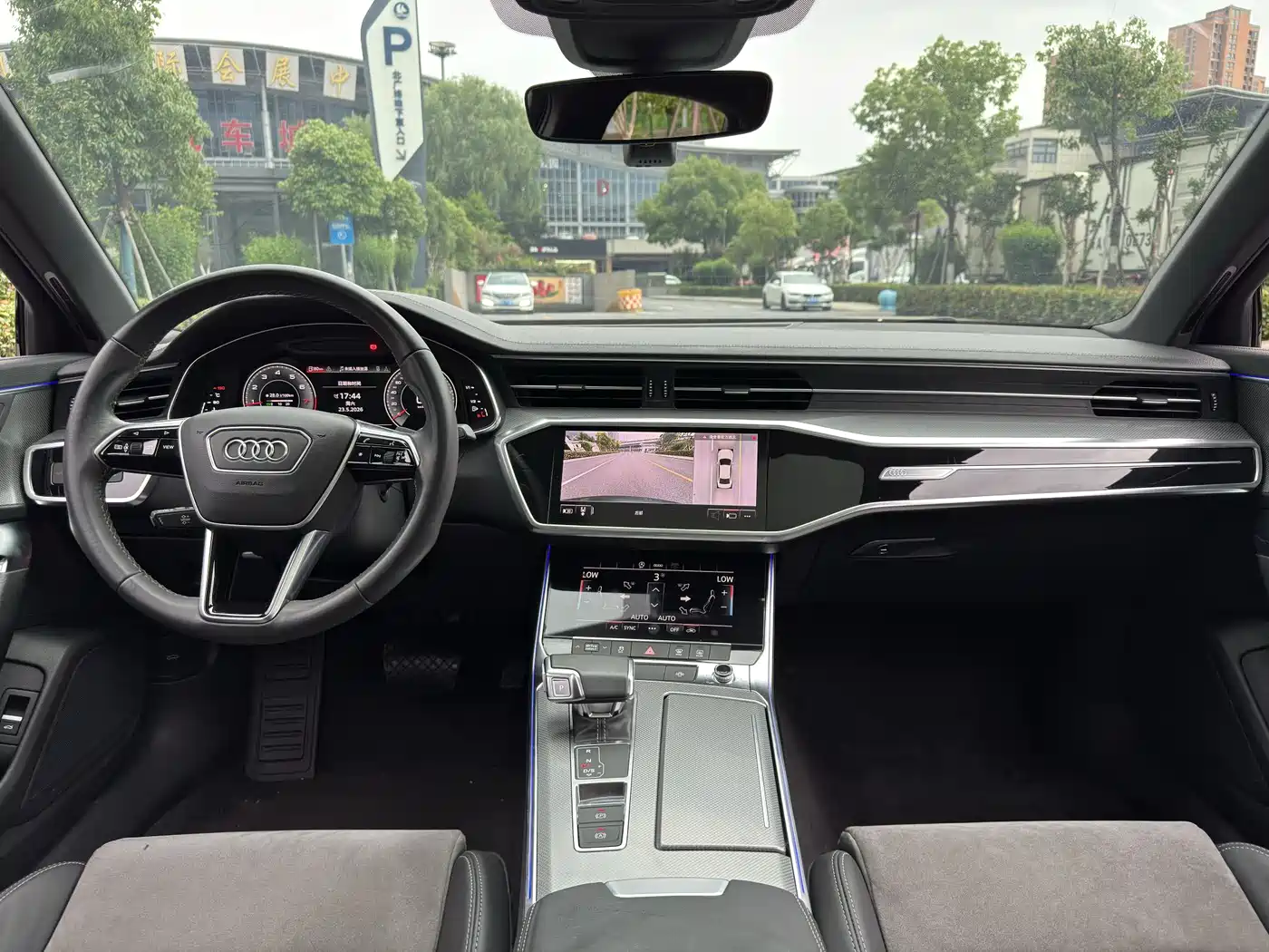 Audi A6L 2021 40 TFSI Luxury Sport фото 12