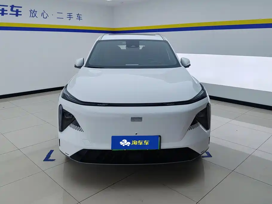 Фото 2 - Geely Galaxy Galaxy L7