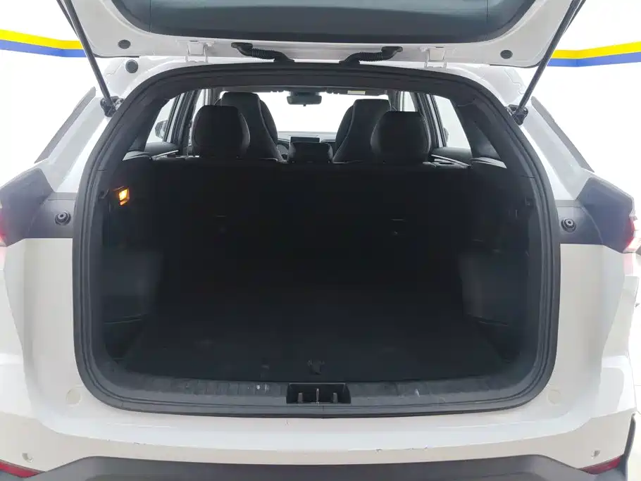Фото 4 - Geely Galaxy Galaxy L7