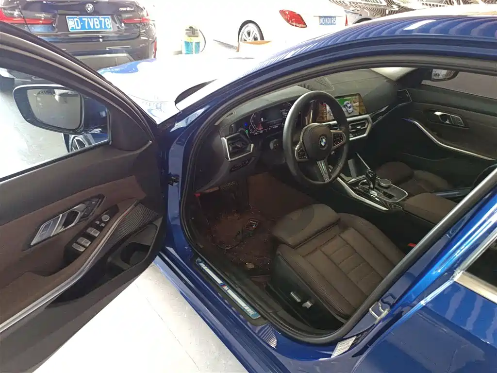 BMW 3 Series 2020 325Li M Sport Package фото 16