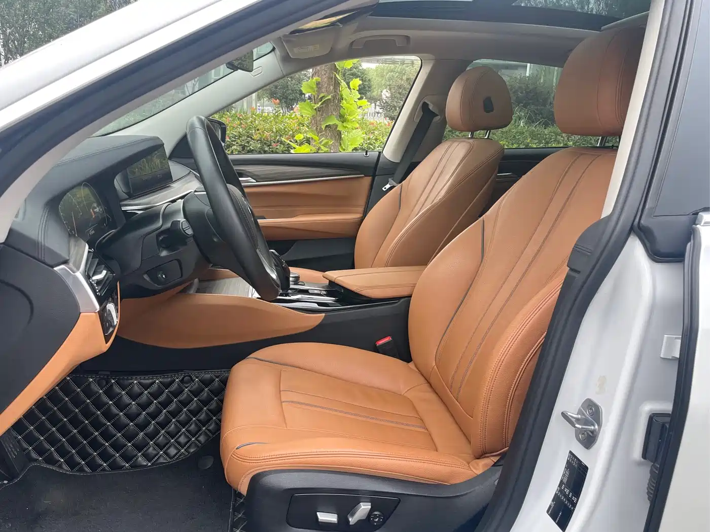 BMW 6 Series GT 2019 630i Luxury Design Package фото 8