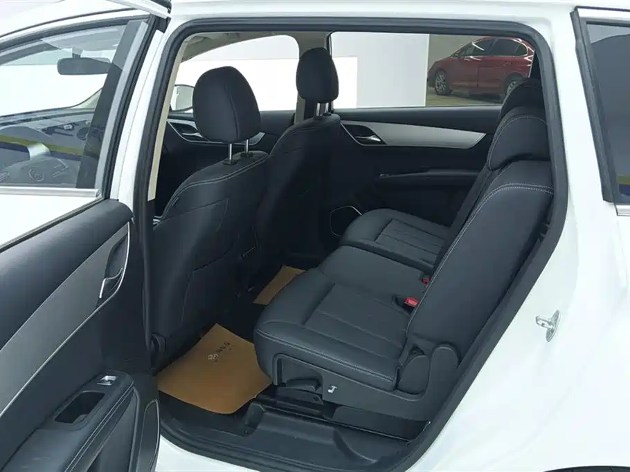 BYD Song MAX 2021 Upgrade 1.5T Automatic Luxury Edition 7-Seater фото 11