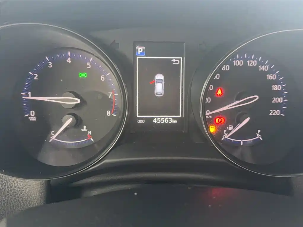 Toyota IZOA 2020 2.0L Yi Chi Edition фото 4