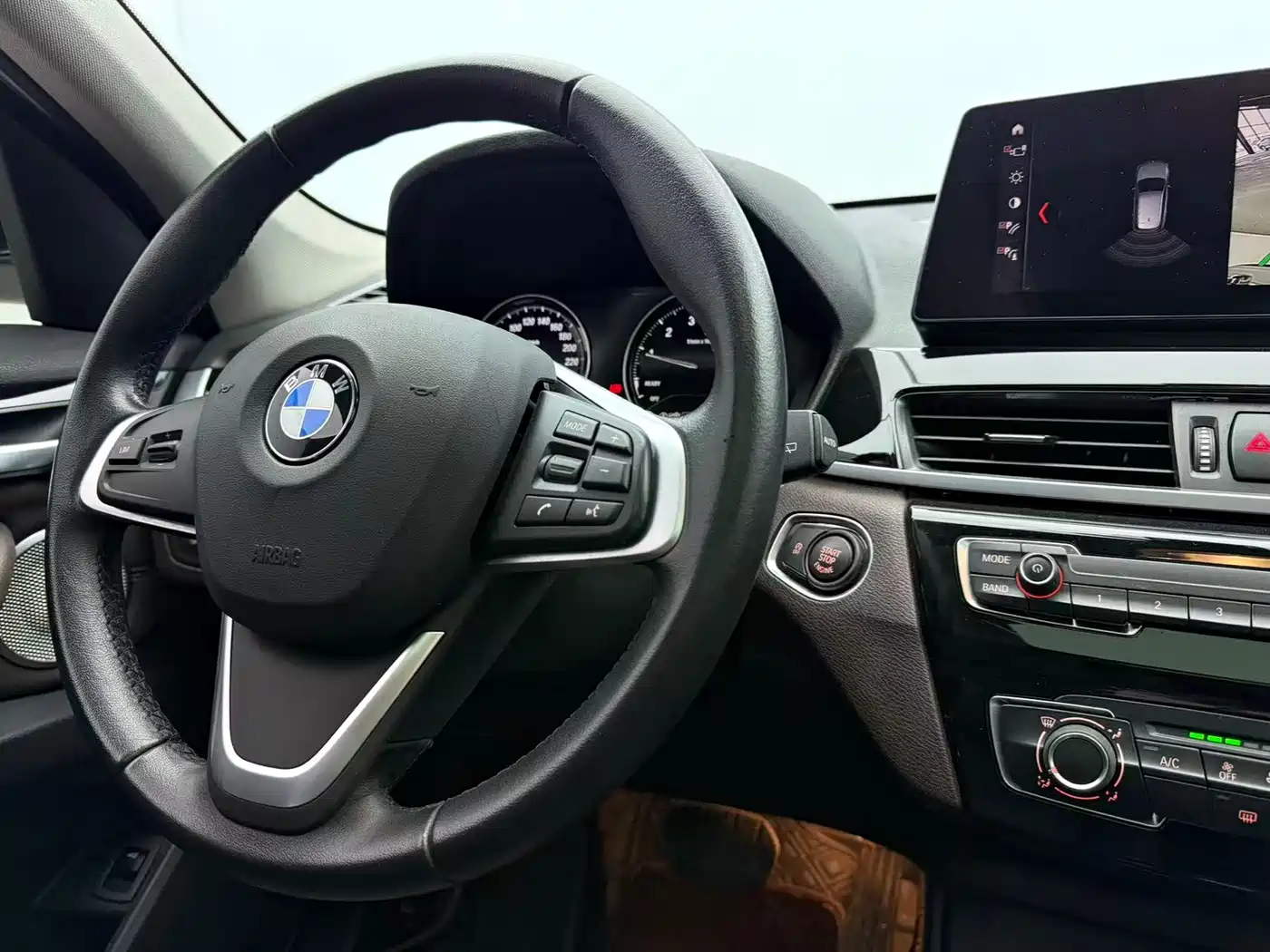 BMW X1 2022 sDrive20Li Fashion фото 16