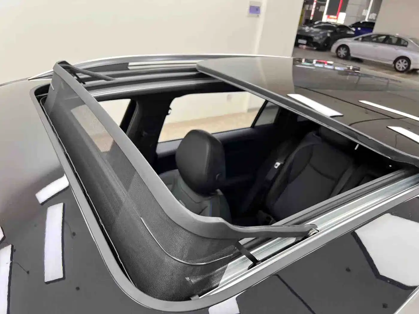 Volkswagen Tiguan L 2025 PRO 380TSI 2WD R-Line Smart Leader Edition фото 17
