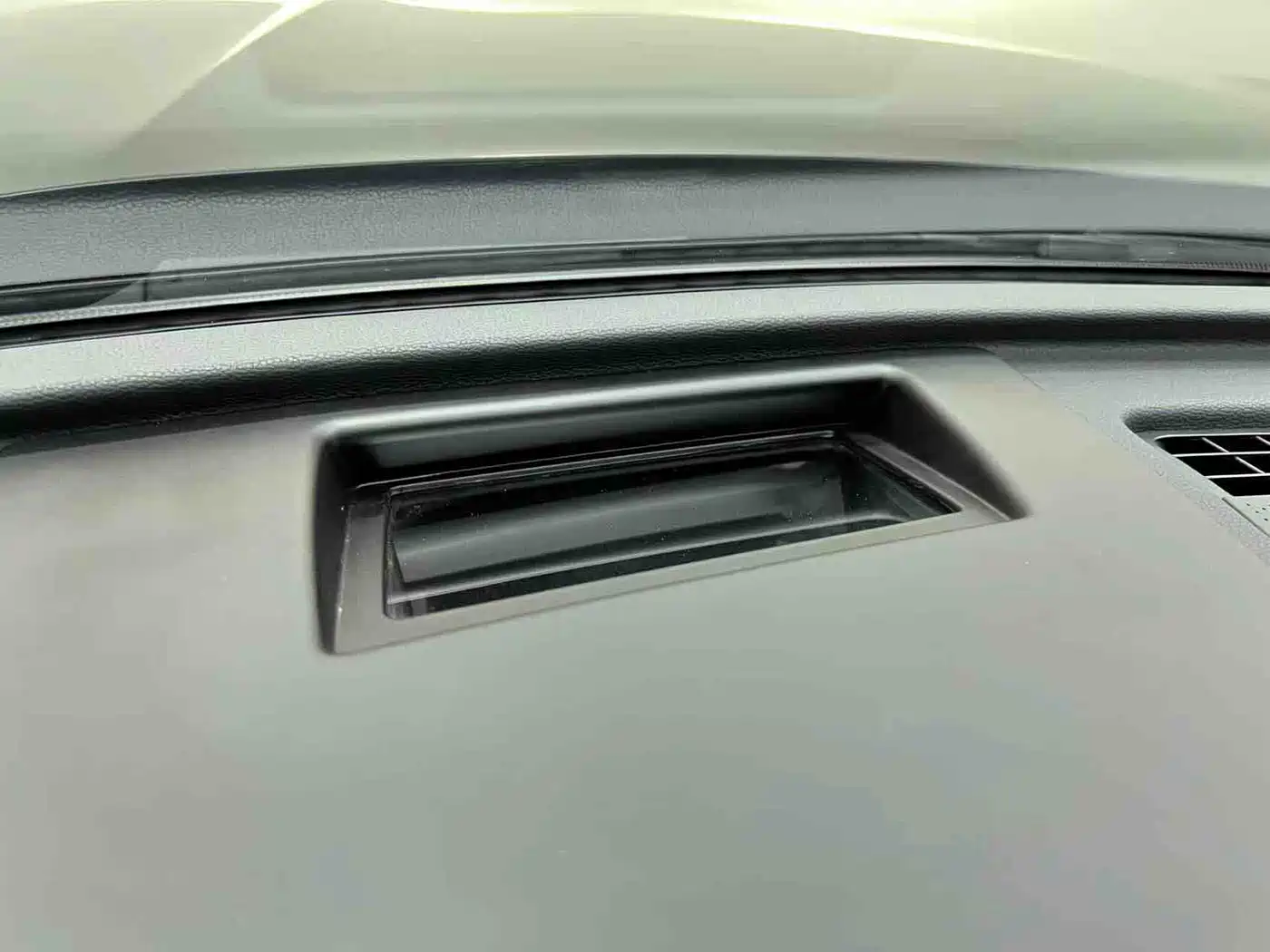 Volkswagen Tiguan L 2025 PRO 380TSI 2WD R-Line Smart Leader Edition фото 21