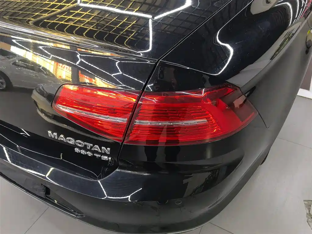 Volkswagen Magotan 2018 330TSI DSG Leading фото 7