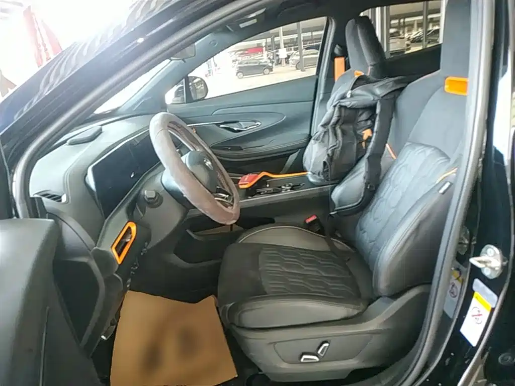 CHANGAN UNI-T