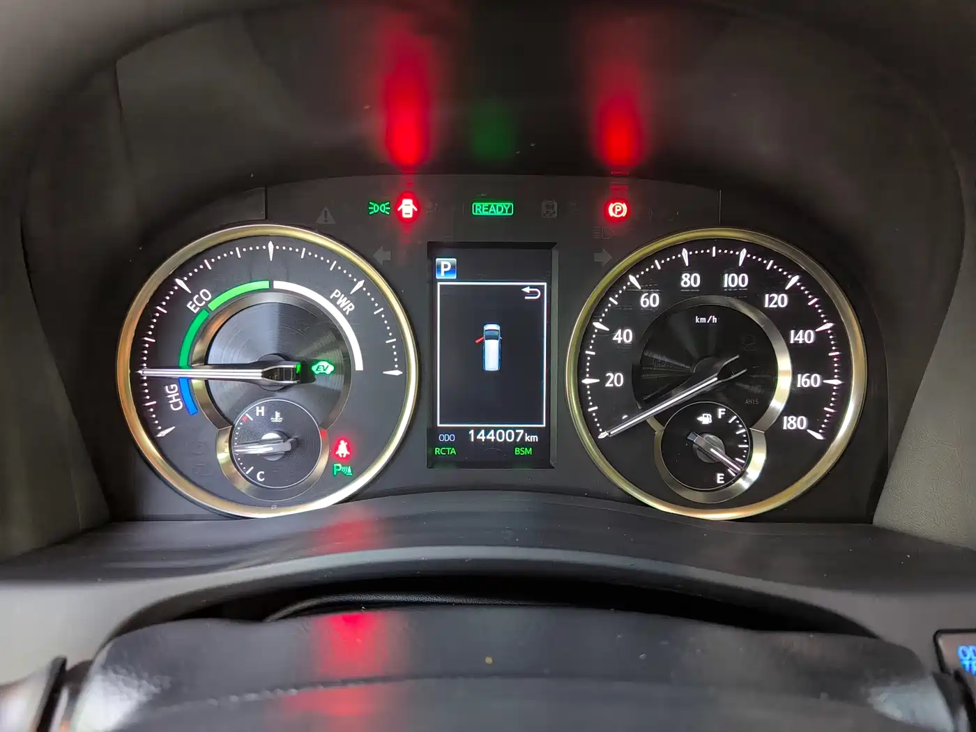 Toyota Vellfire 2019 Hybrid 2.5L HV Premium Edition фото 6