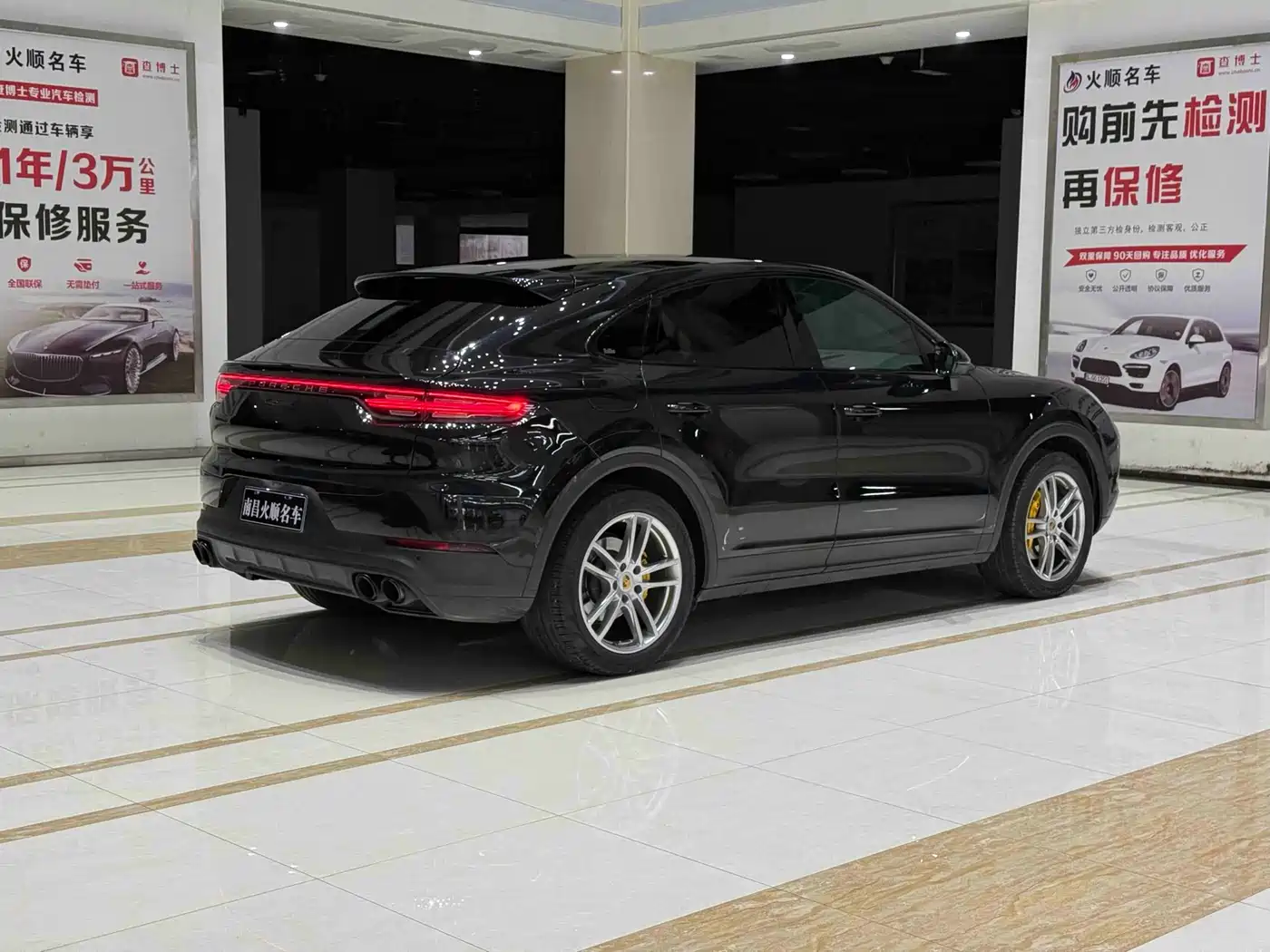 Porsche Cayenne 2019 Cayenne Coupé 3.0T фото 7