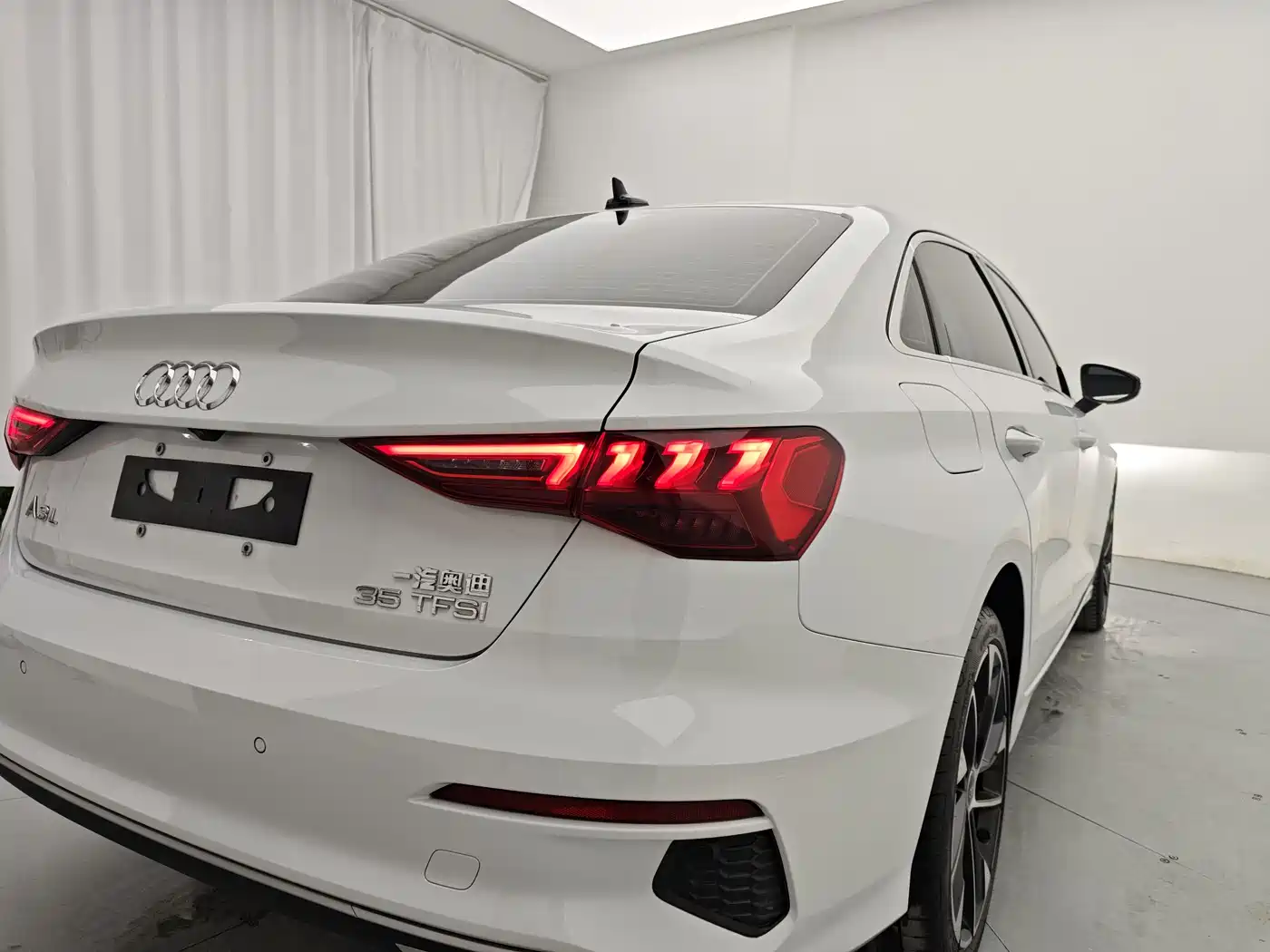 Audi A3 2022 A3L Limousine 35 TFSI Luxury Elegance фото 10
