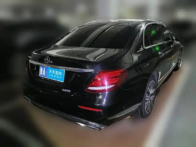 Mercedes-Benz E-Class 2019 E 200 L — фото 2