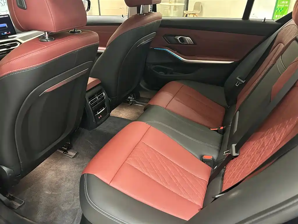 BMW i3 2024 eDrive 40 L Shadow Night Package фото 9