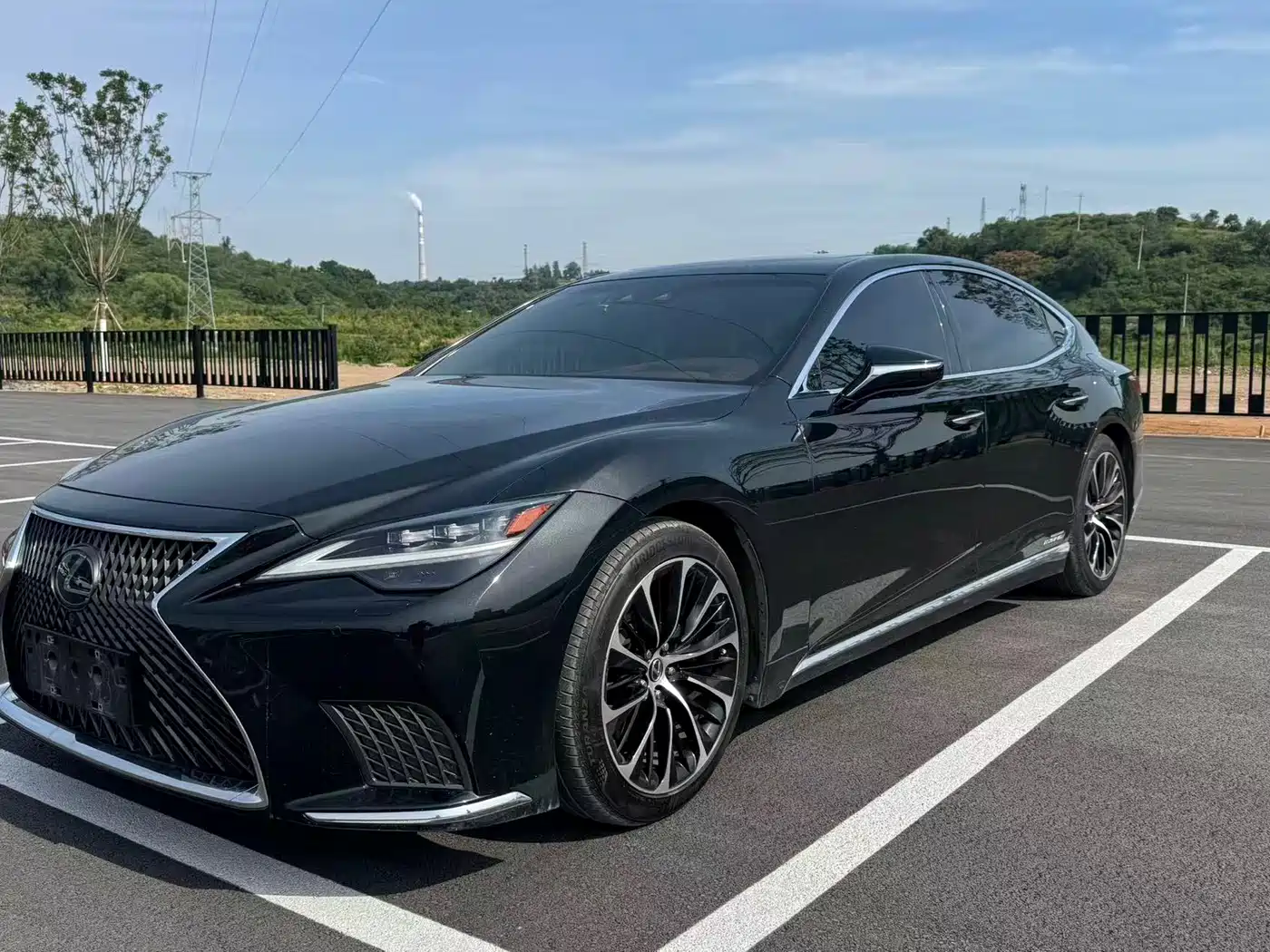 Lexus LS 2021 500h Executive Edition