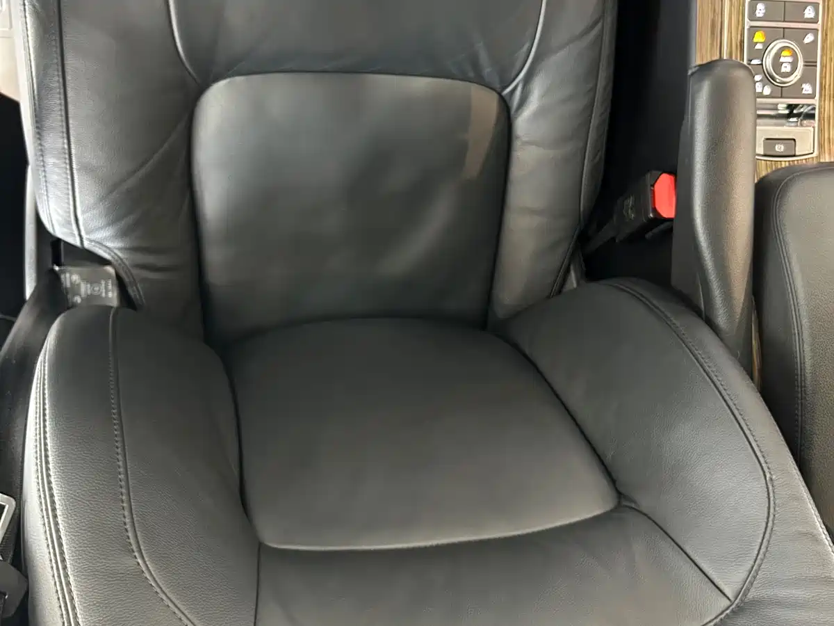 Land Rover Range Rover 2019 3.0 SC V6 Golden Age Edition фото 17