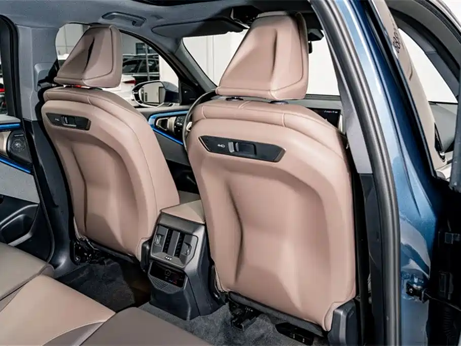 BMW X3 2025 xDrive30L Premium M Sport Package фото 23
