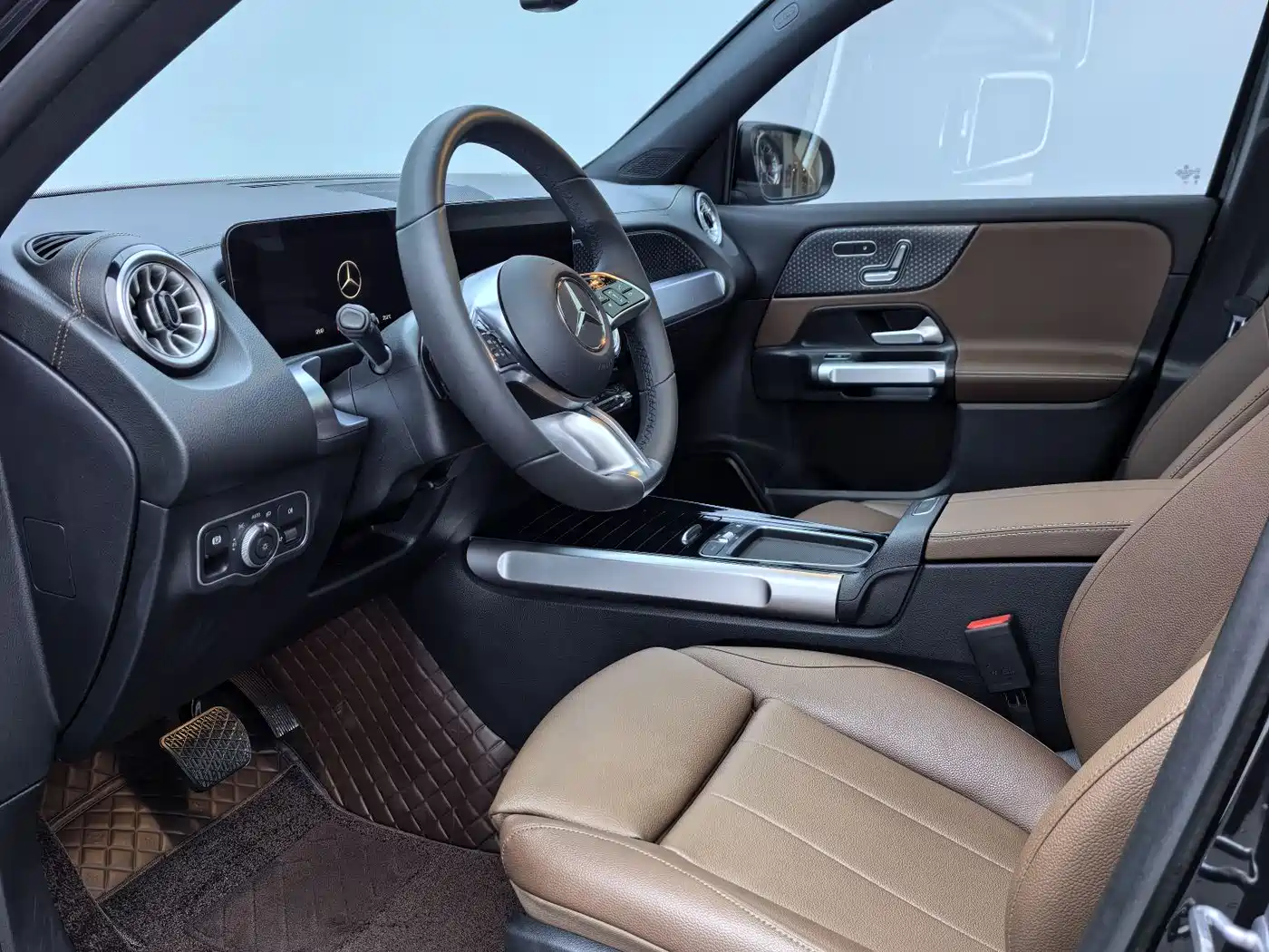 Mercedes-Benz GLB 2024 GLB 220 Fashion фото 7