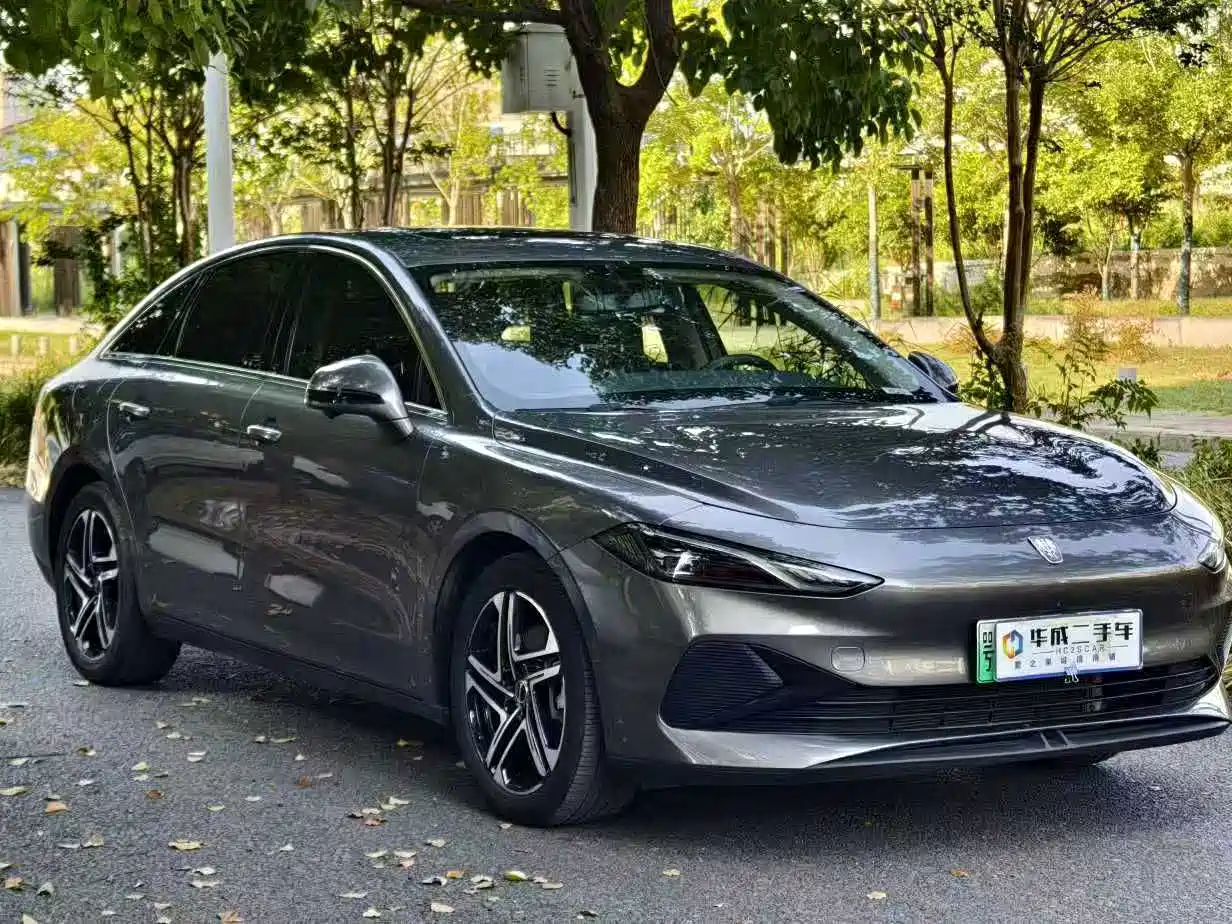 Фото 3 - Roewe D7