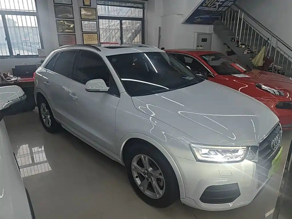 Audi Q3 2018 30th Anniversary Edition 35 TFSI Fashion фото 4