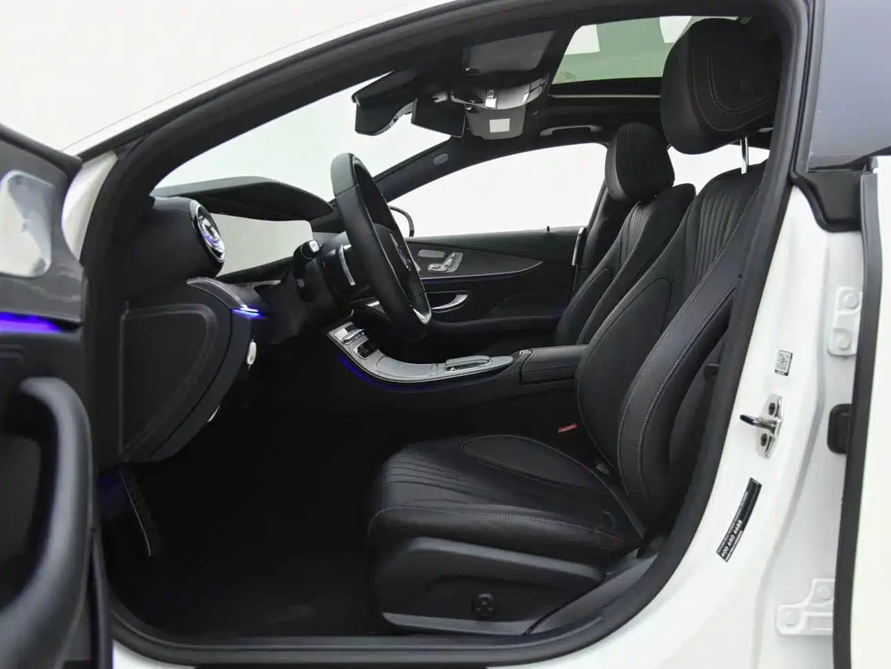 Mercedes-Benz CLS 2022 CLS 300 Luxury фото 7