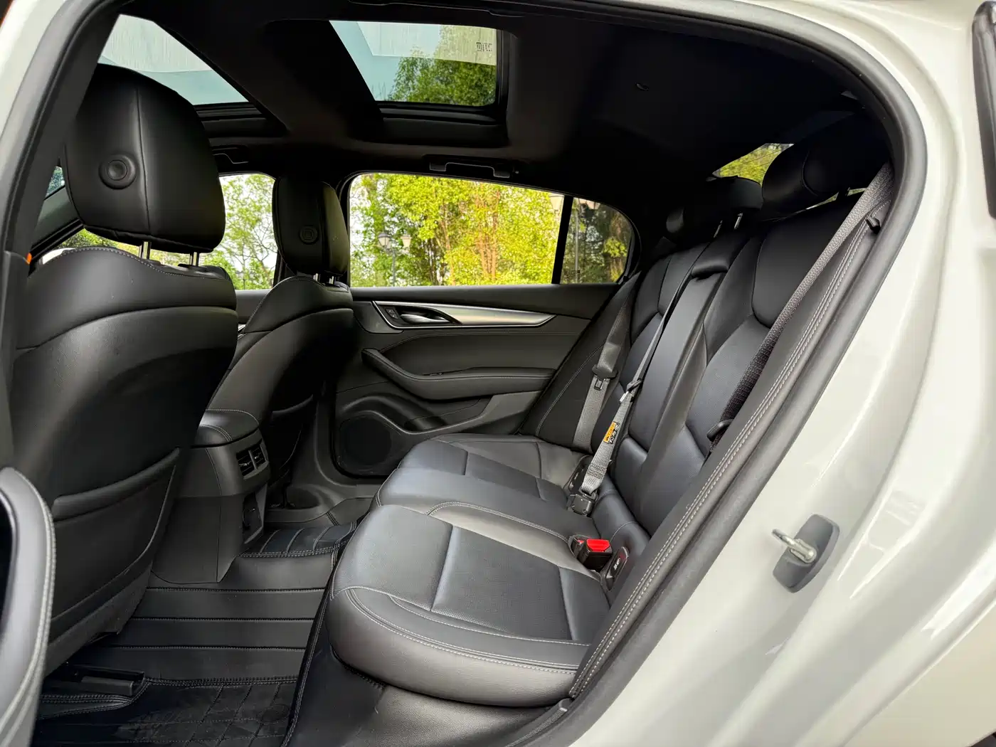 Cadillac CT5 2024 28T Luxury Model Pro фото 9